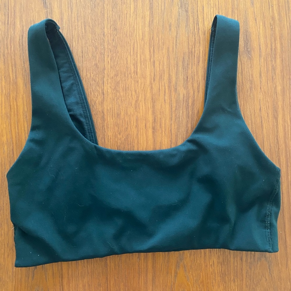 GapFit Scoop Neck Sports Bra (Hunter Green)